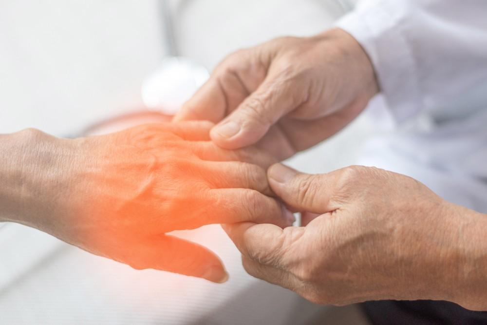 When Persistent Numbness Signals More Than a Minor Issue: Insights from Dr. Larry Davidson